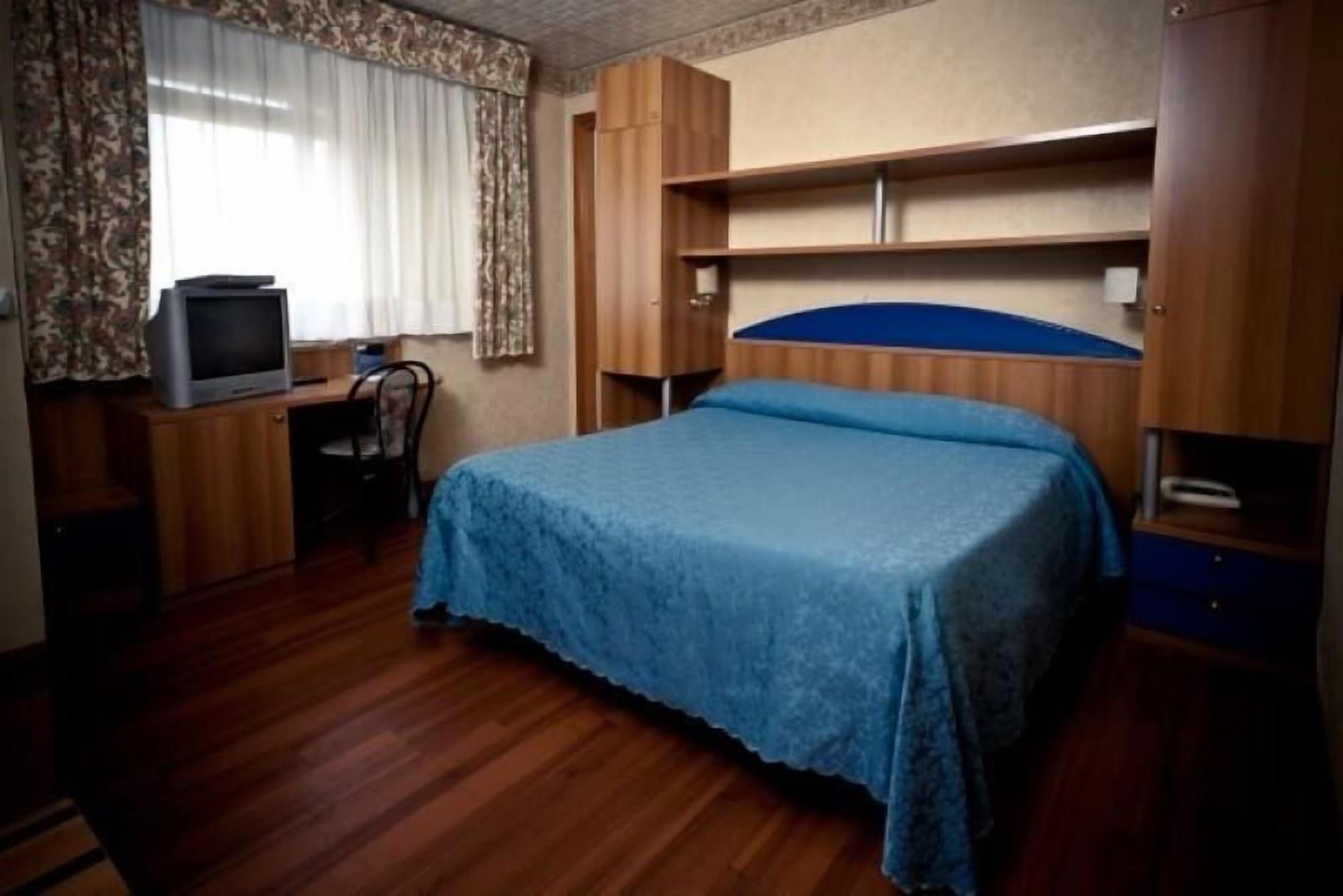 Phi Ambra Hotel 3*