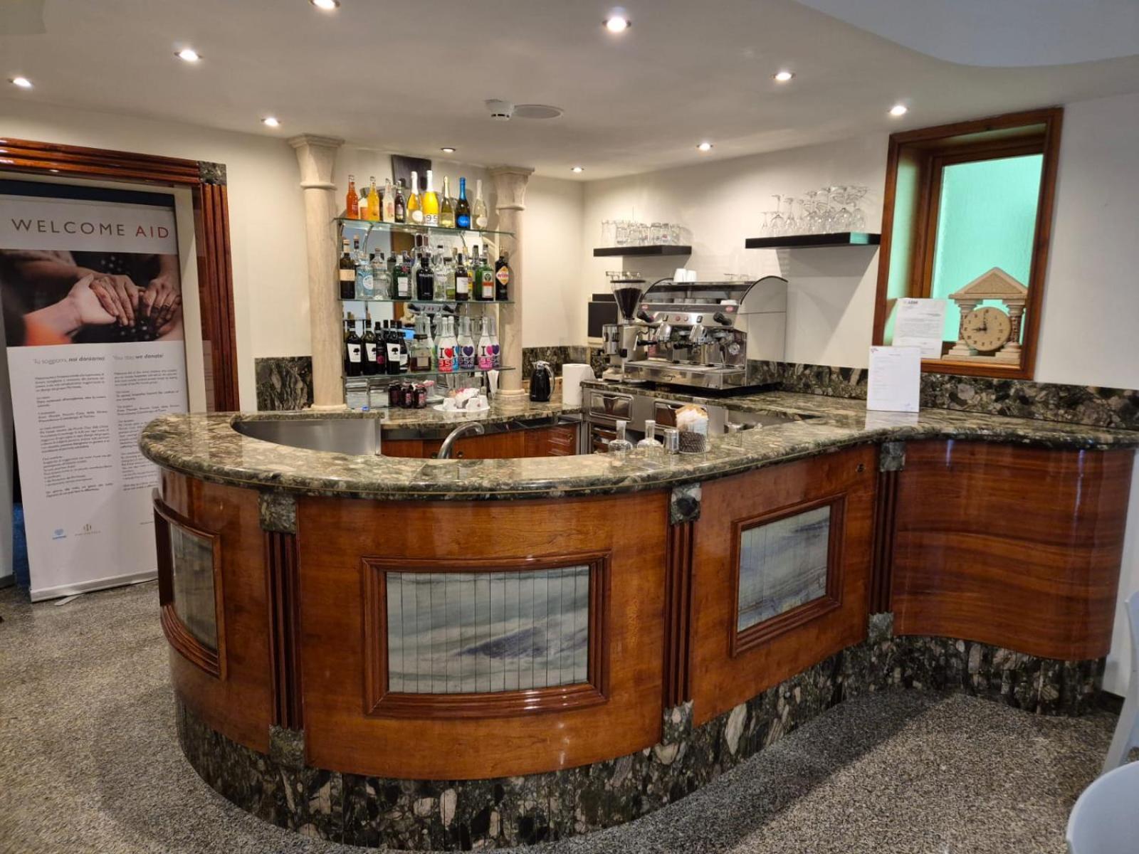 Phi Ambra Hotel